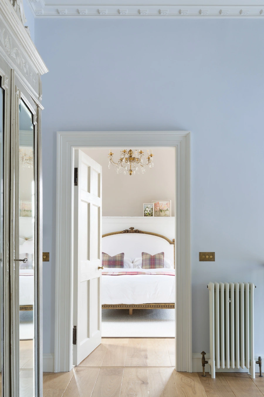 Dean Bank House bedroom walkway