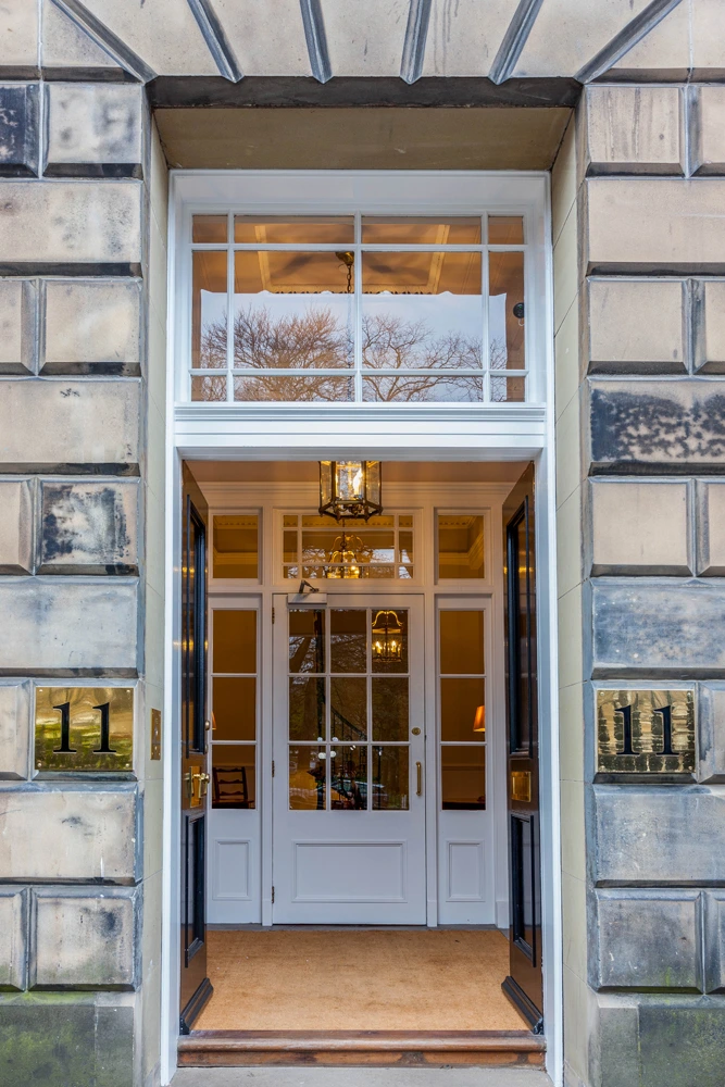 Edinburgh Newtown Glenfinlas entrance