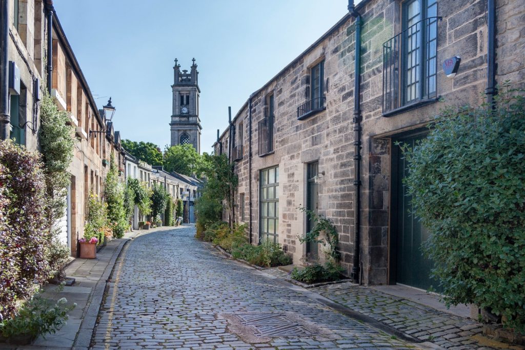 Mews House New Town